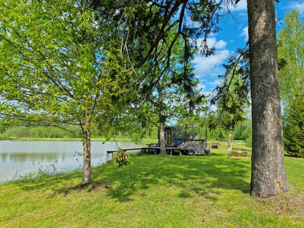 Stadelnieki Smaltani Exteriör bild